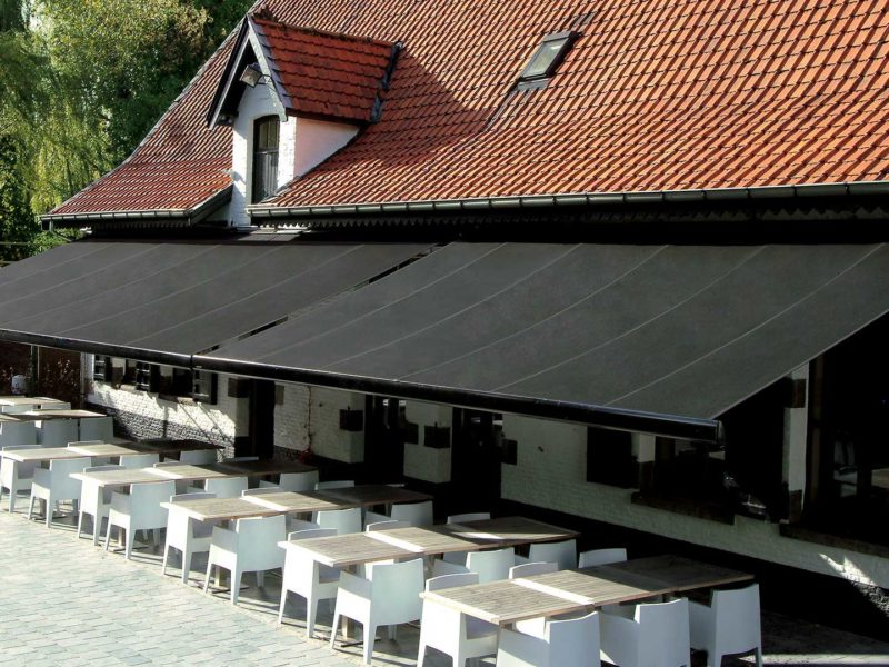 store-terrasse-restaurant-horeca-liege store banne b35 entreprise