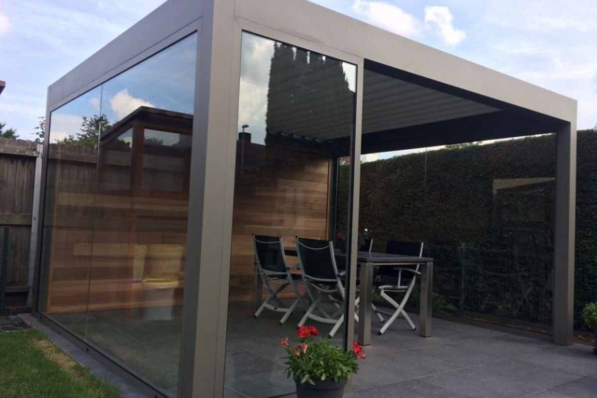 pare-vent pergola en verre